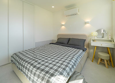 Room 2 Image 1