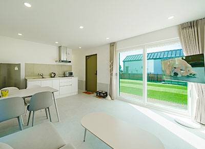 Room 2 Image 2